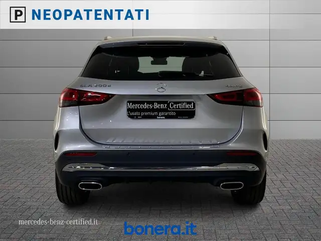 Mercedes-Benz Gla Class view 5