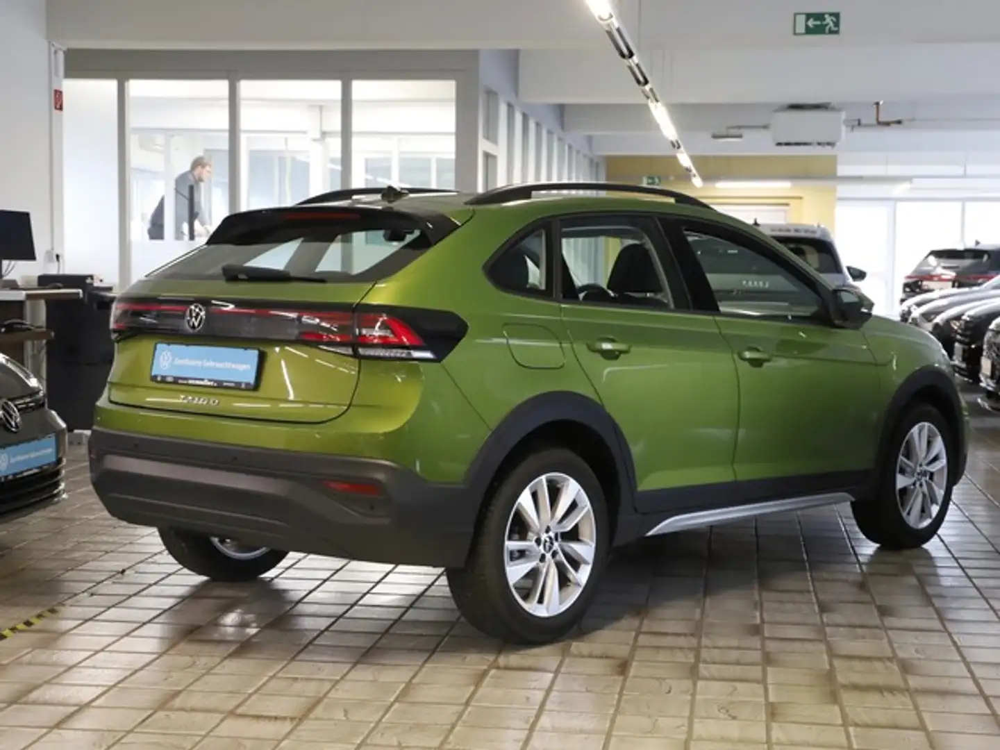 Volkswagen Taigo 1.5TSi DSG Life NaviMedia 17Zoll LED Sitzheiz. ... Grün - 2