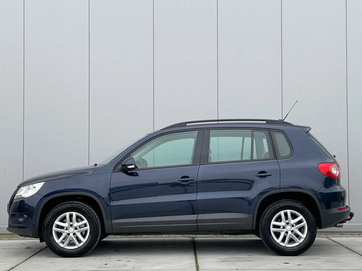 Volkswagen Tiguan 1.4 TSI Comfort&Design | Navi | PDC v+a | Trekhaak Blauw - 2