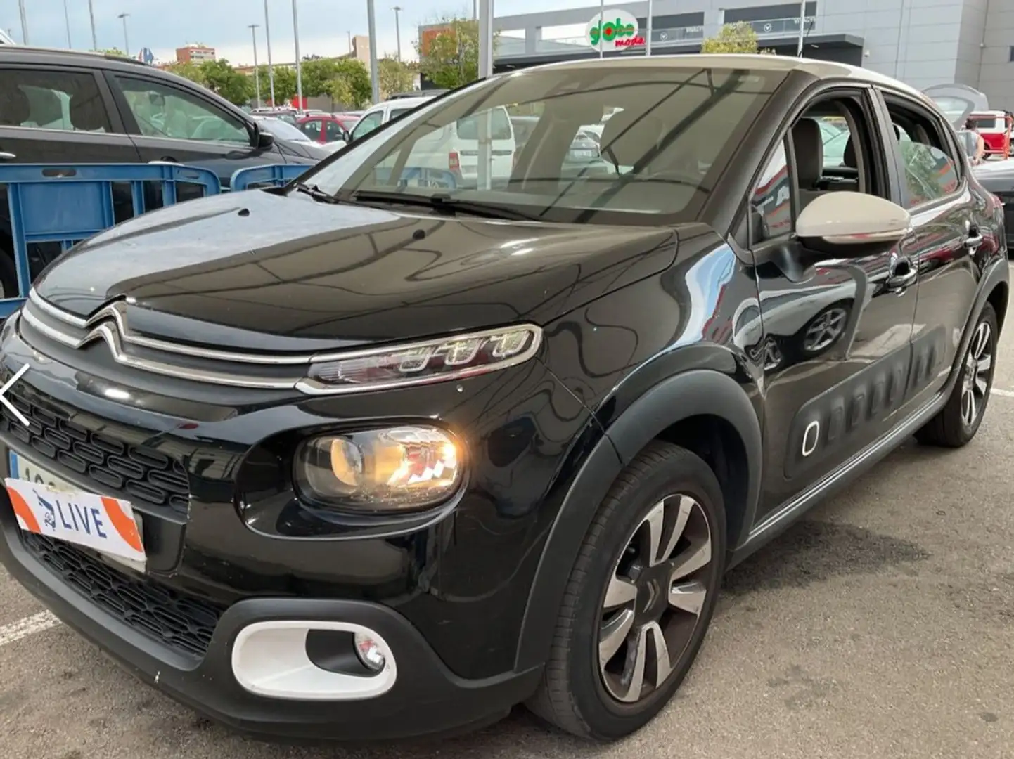 Citroen C3 C3 1.2 puretech FEEL 82cv Zwart - 1