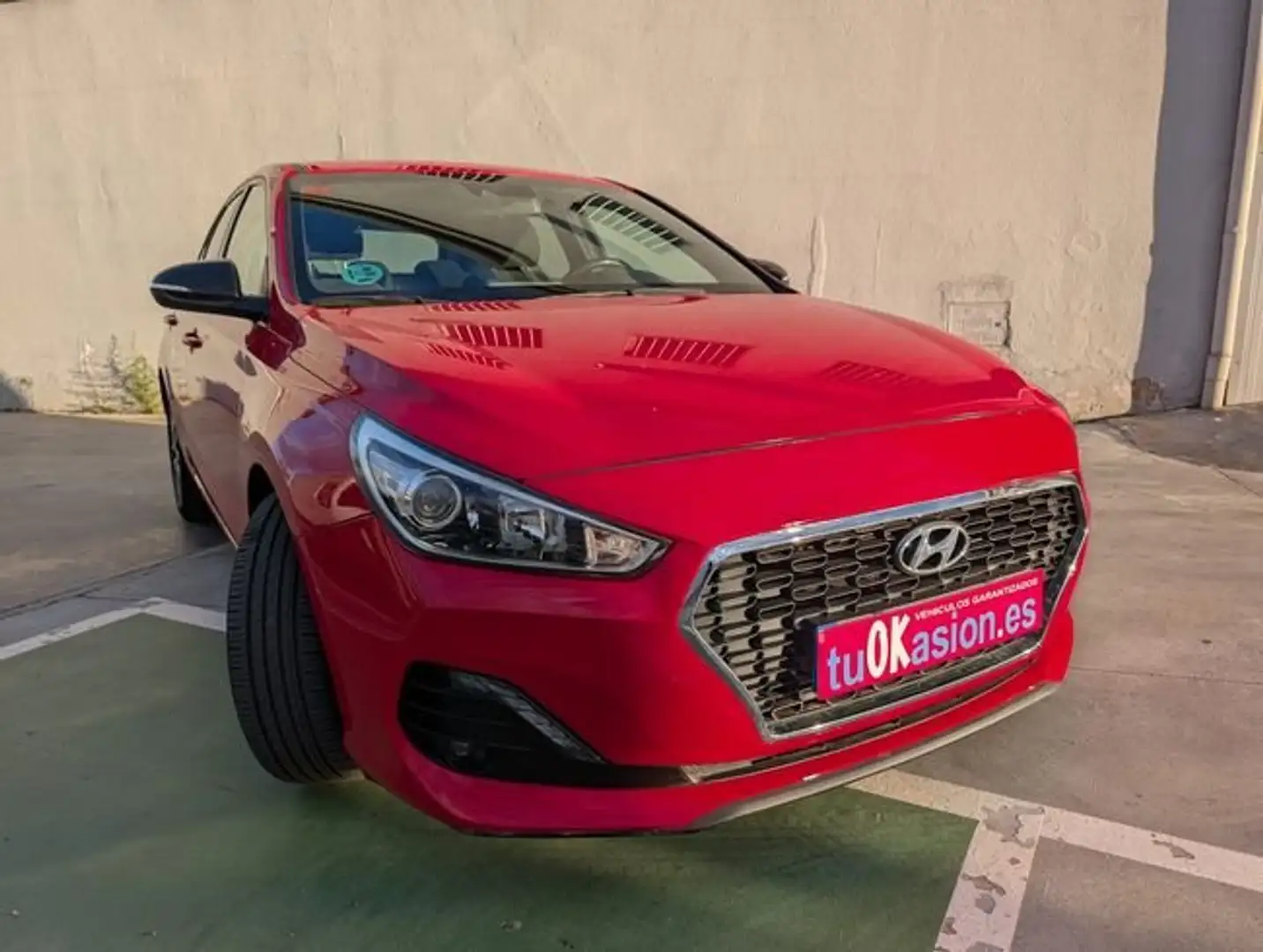 Hyundai i30 5p 1.0 T-GDi 88 kW Rojo - 2