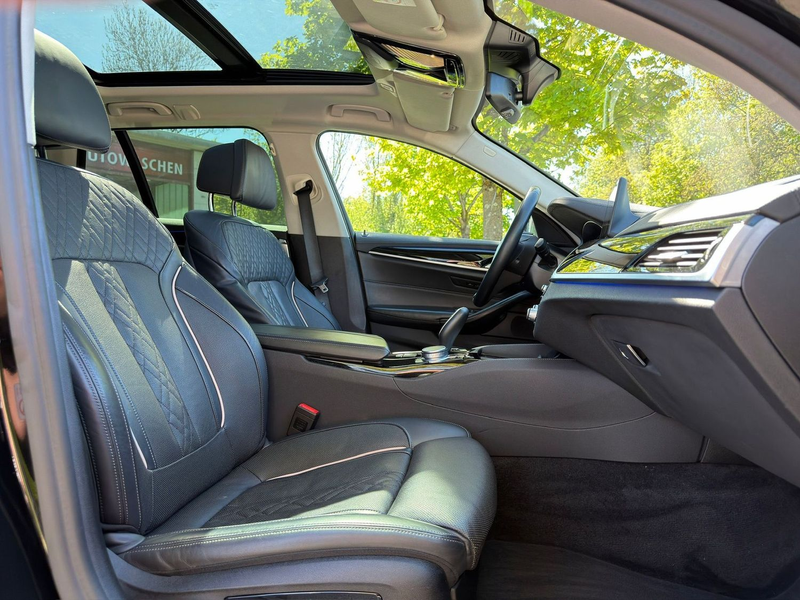 BMW 520 d xDrive Luxury Line/Navi/Kam/DAB/Pano — photo 13