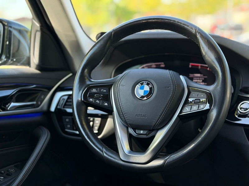 BMW 520 d xDrive Luxury Line/Navi/Kam/DAB/Pano — photo 15