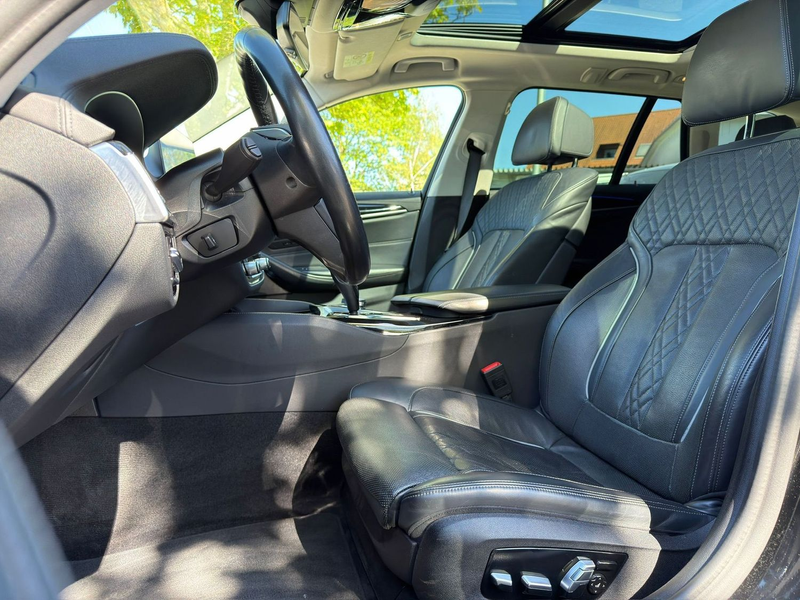 BMW 520 d xDrive Luxury Line/Navi/Kam/DAB/Pano — photo 9