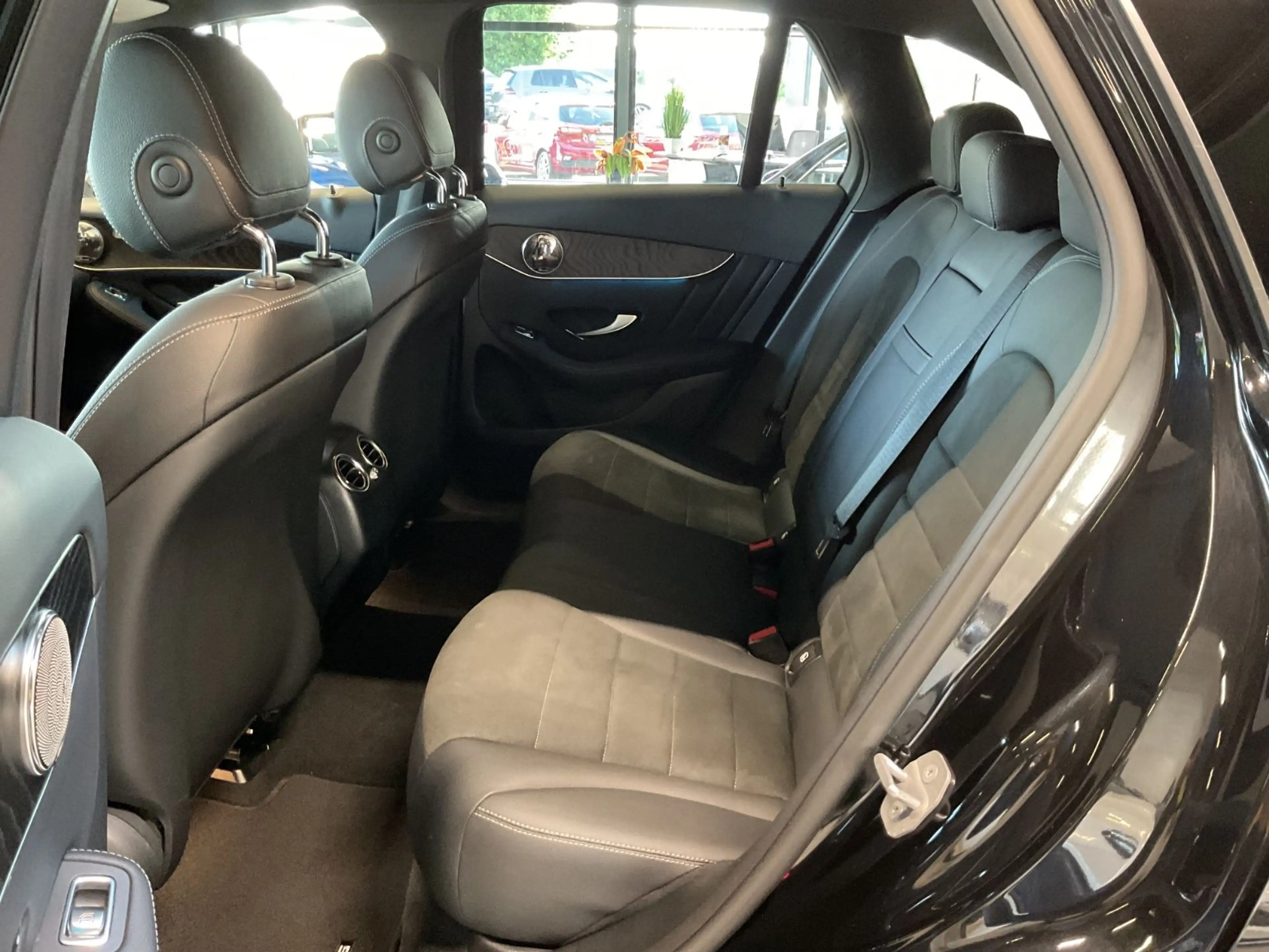 Mercedes-Benz GLC 350 e 4M AMG-Line AHK GRA LED Leder Navi — photo 12