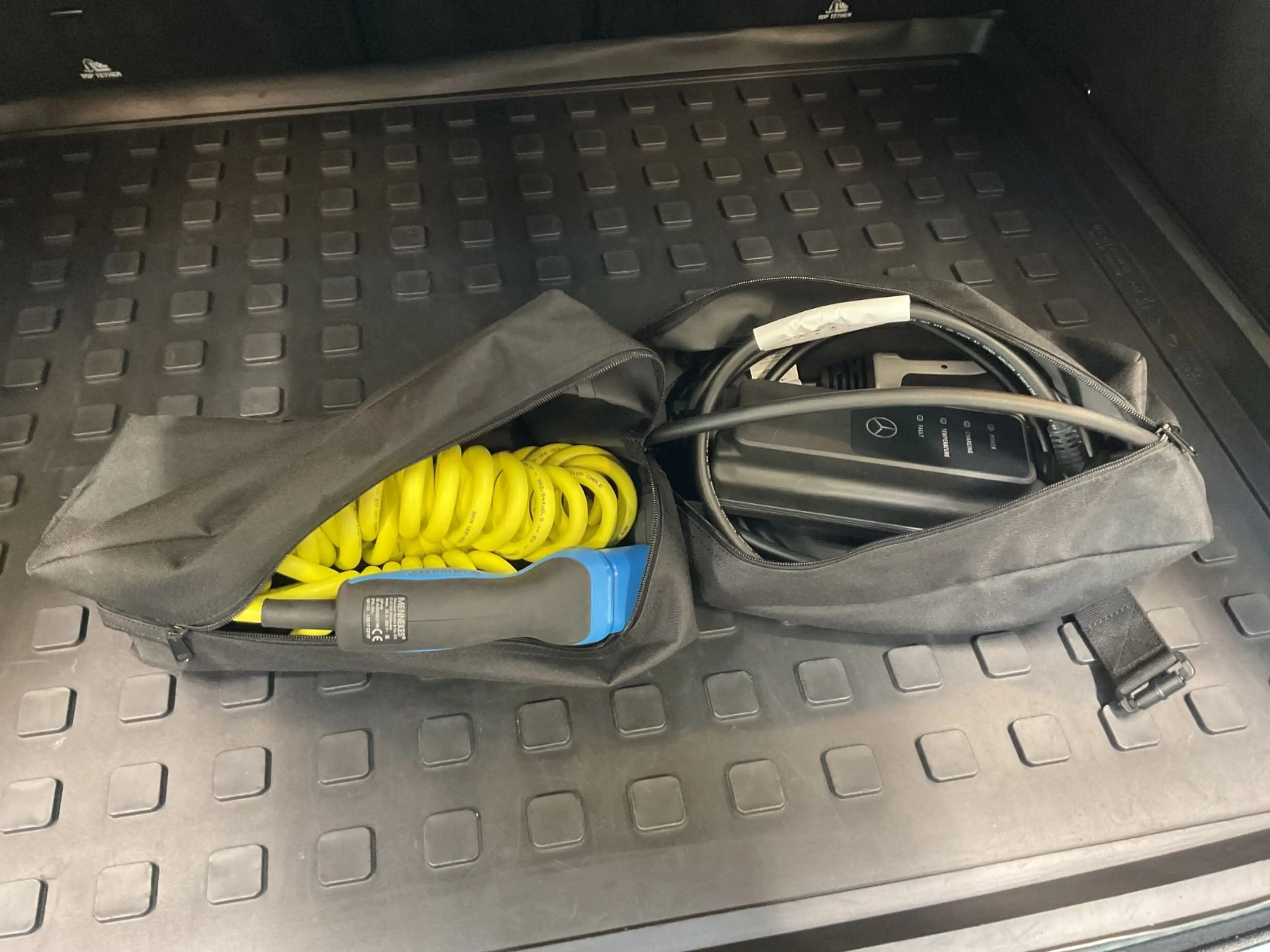 Mercedes-Benz GLC 350 e 4M AMG-Line AHK GRA LED Leder Navi — photo 15