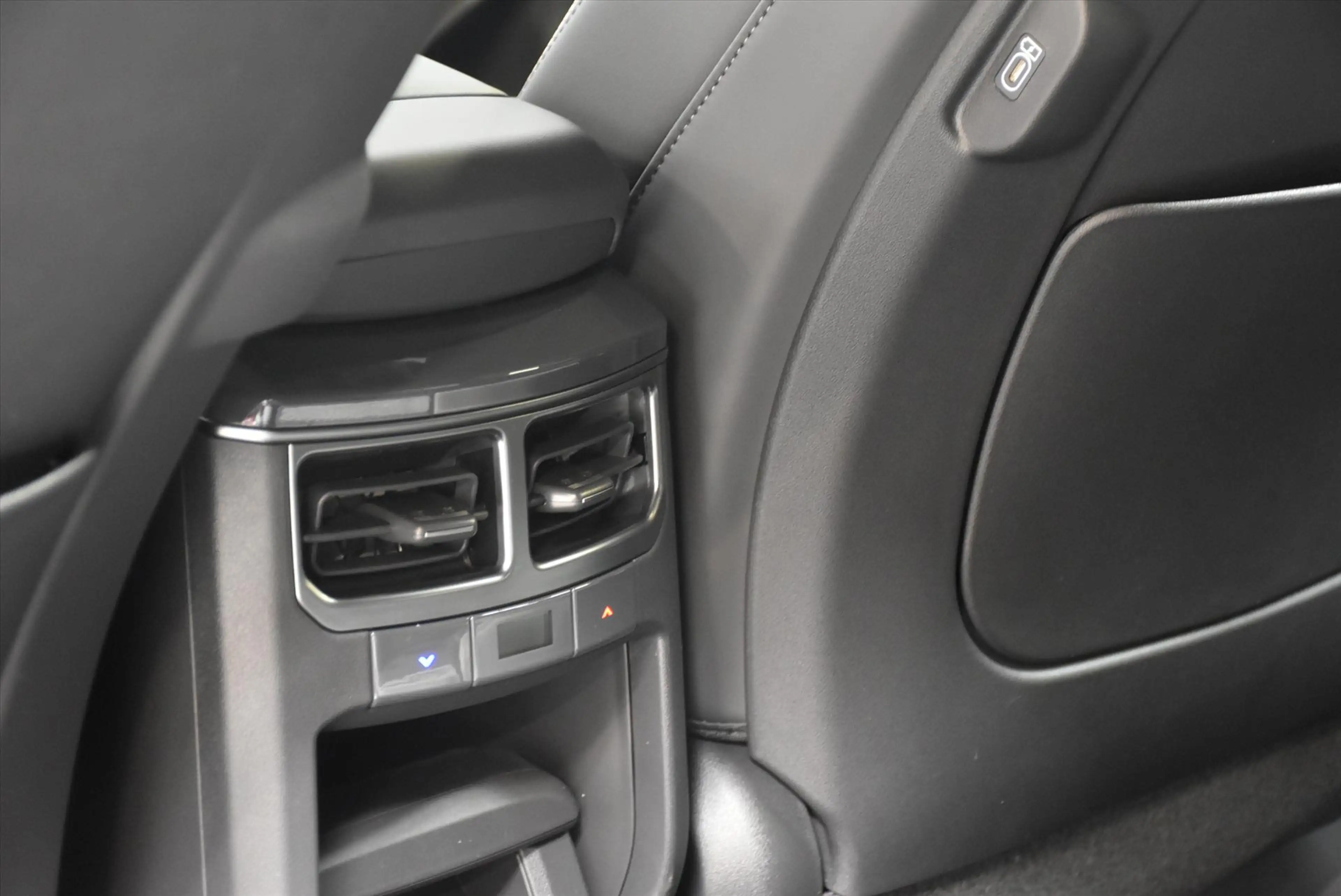 Kia EV5 81,4 kWh 217pk 2WD GT-Line Business Edition — photo 17
