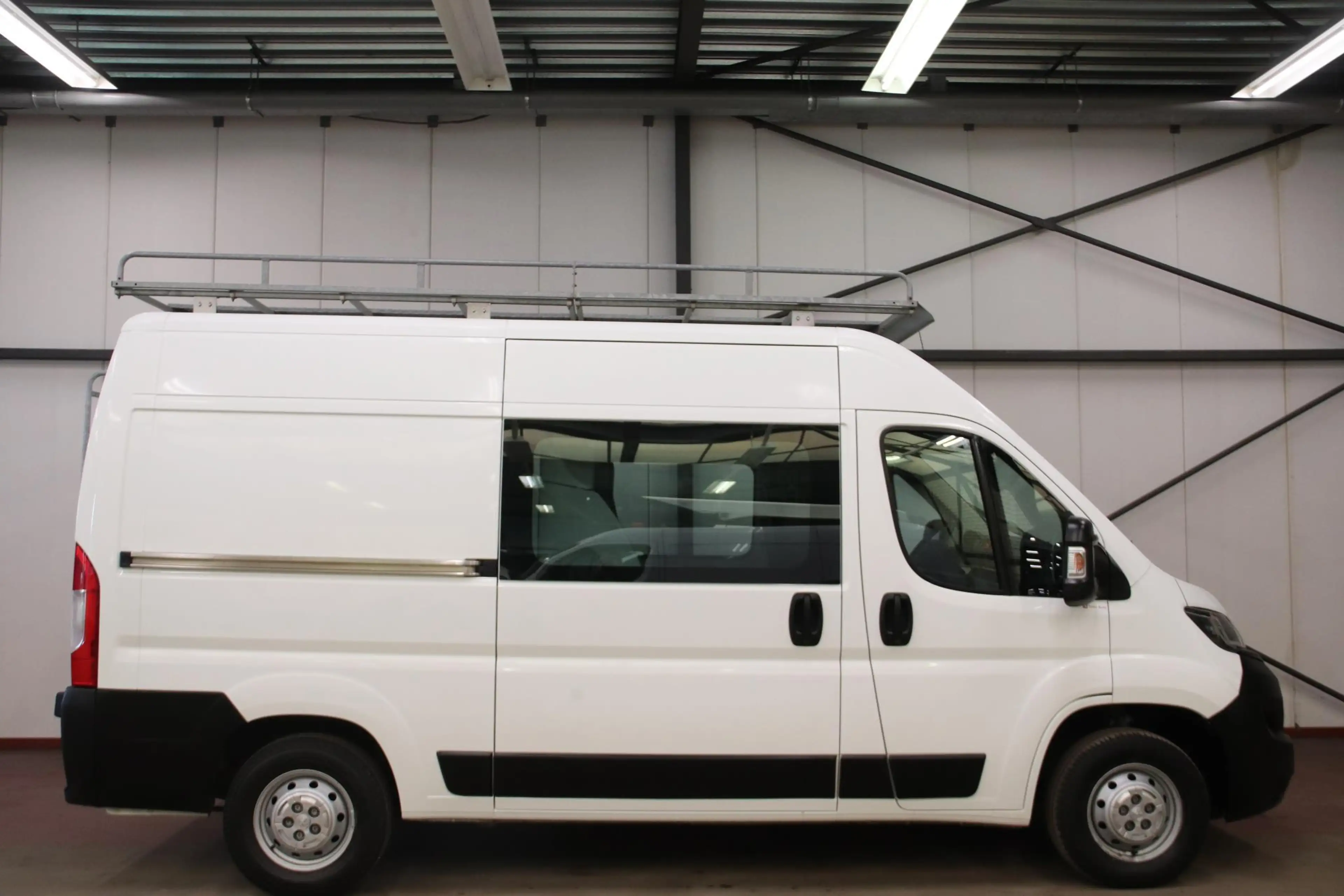 Peugeot Boxer L2H2 DUBBEL CABINE DC 7 personen IMPERIAAL Peugeot — photo 4