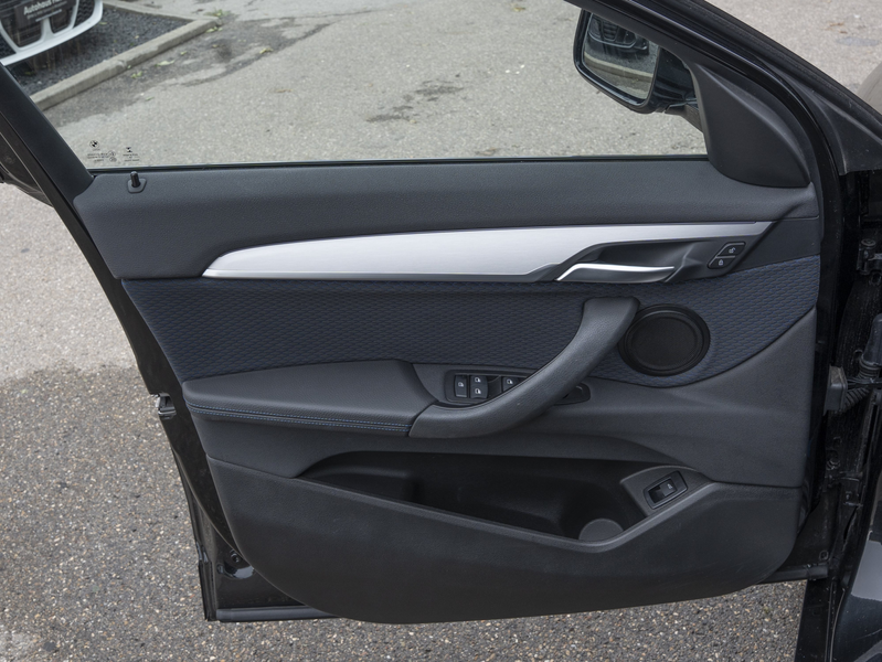 BMW X2 sDrive20i M-Sport +19Z PANO NAVI+ KAMERA HUD — photo 13
