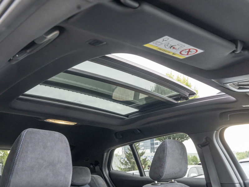 BMW X2 sDrive20i M-Sport +19Z PANO NAVI+ KAMERA HUD — photo 11