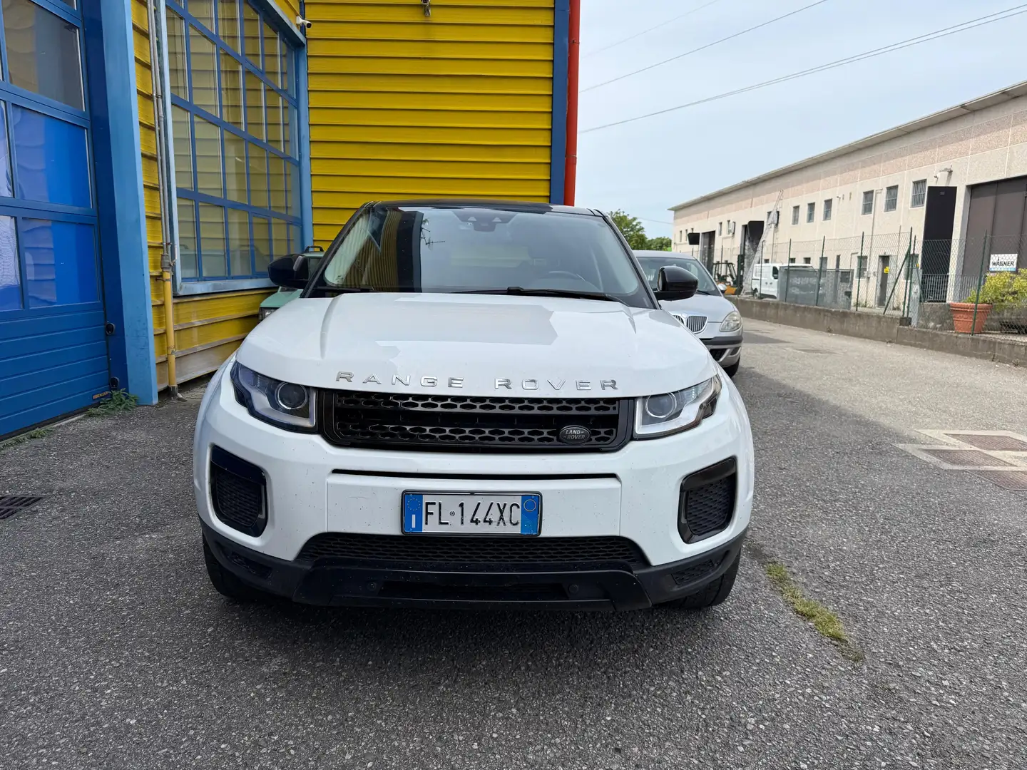 Land Rover Range Rover Evoque Range Rover Evoque I 2016 5p 2.0 td4 Pure 150cv Bianco - 2