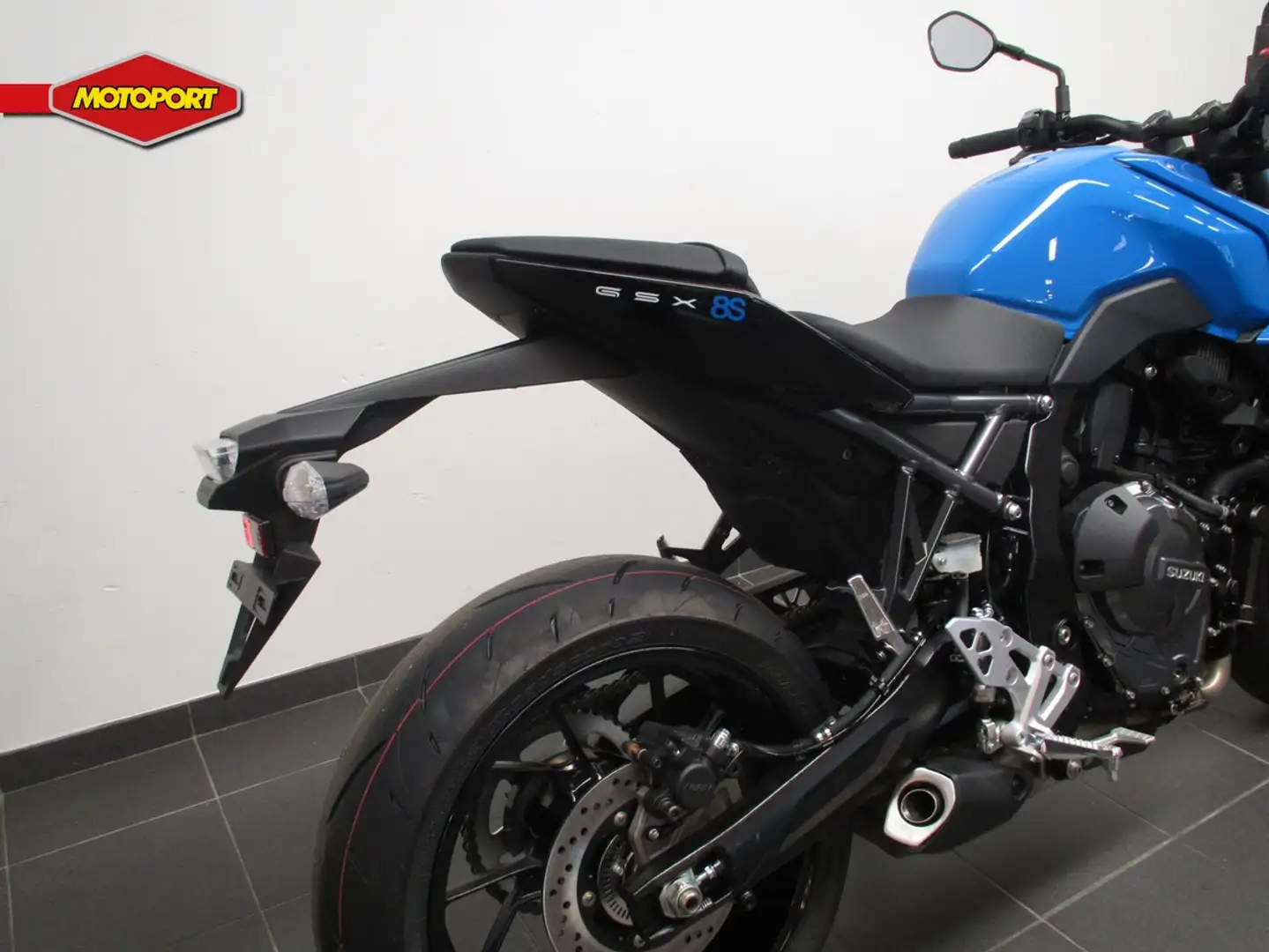 Suzuki GSX 8S Modrá - 2