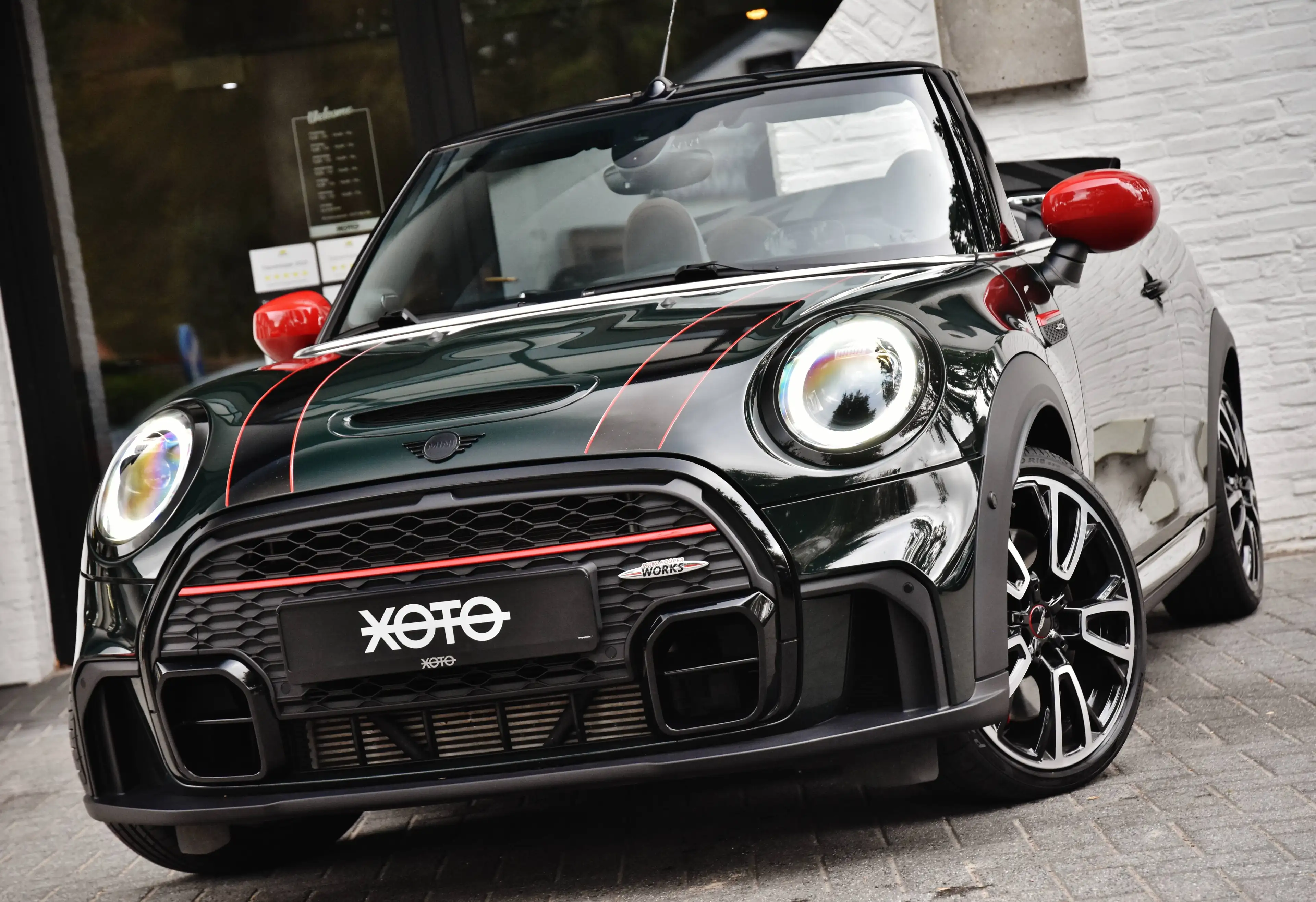 MINI John Cooper Works Cabrio 2.0 ***HK SOUND / CAMERA / KEYLESS ACCESS / HEAD-UP ***