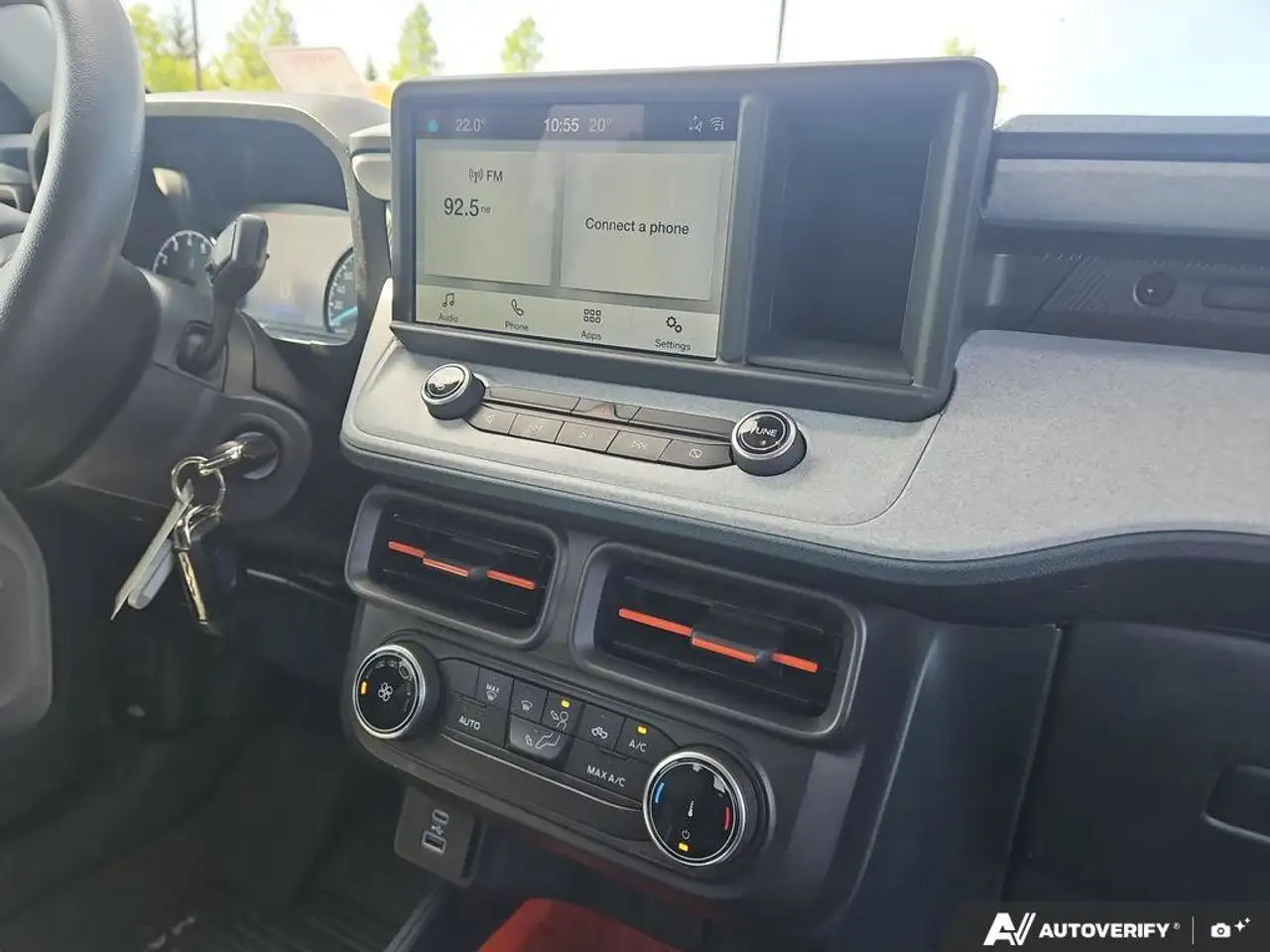 Ford Maverick снимка Ford Maverick