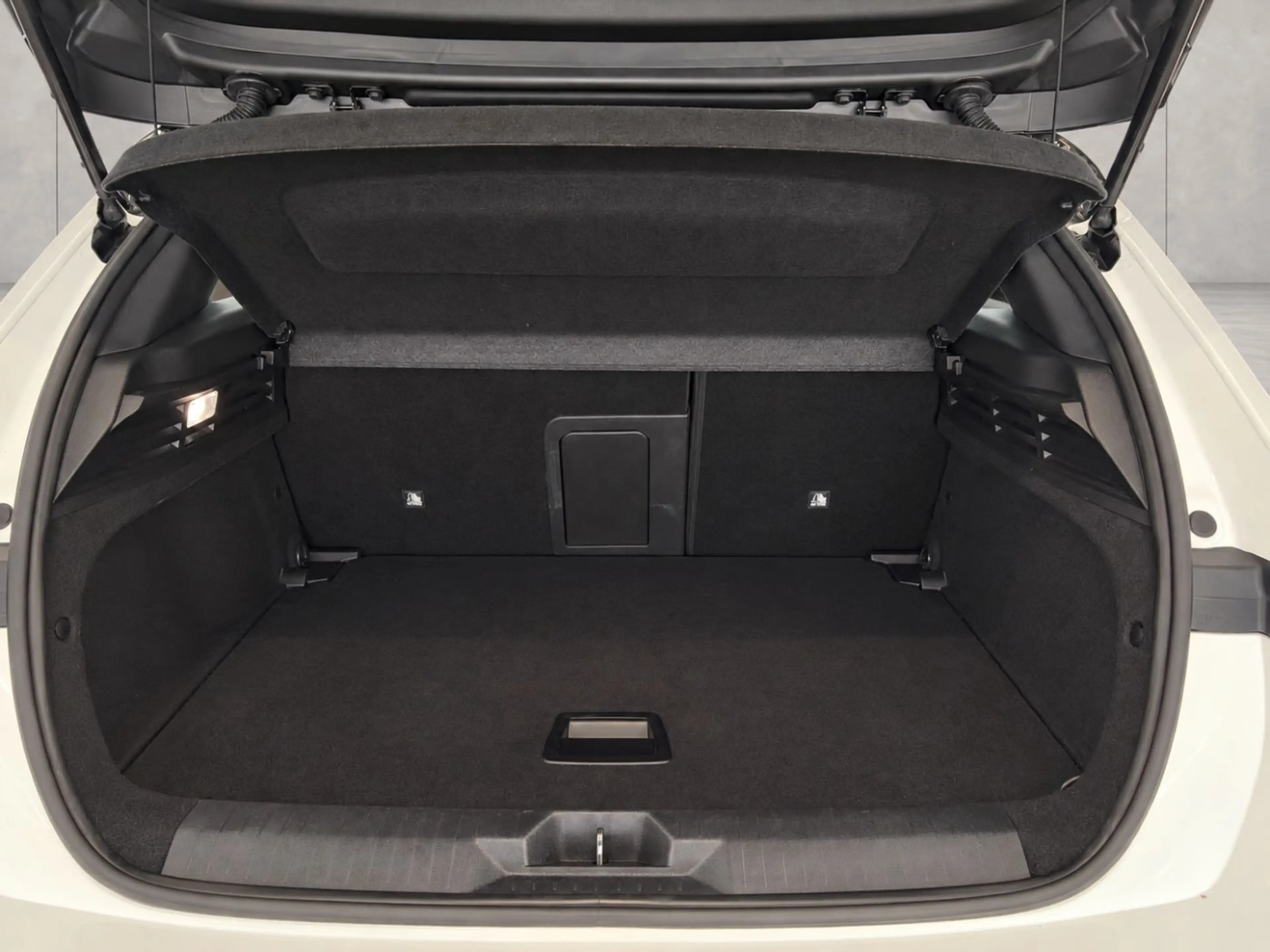 Opel Astra L 1.2 Turbo Elegance LED+Navi+SHZ+2xKlima — photo 12