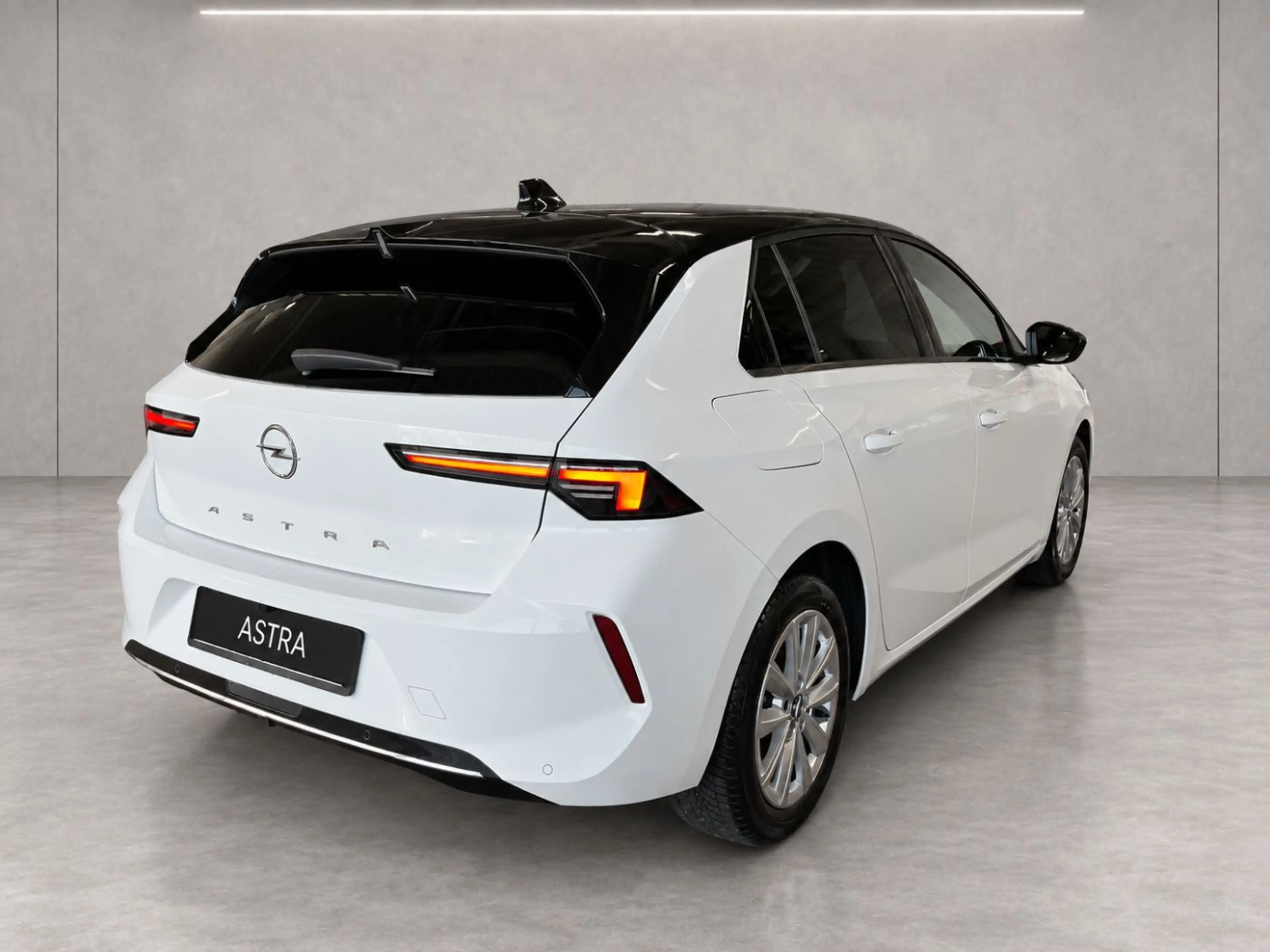 Opel Astra L 1.2 Turbo Elegance LED+Navi+SHZ+2xKlima — photo 8