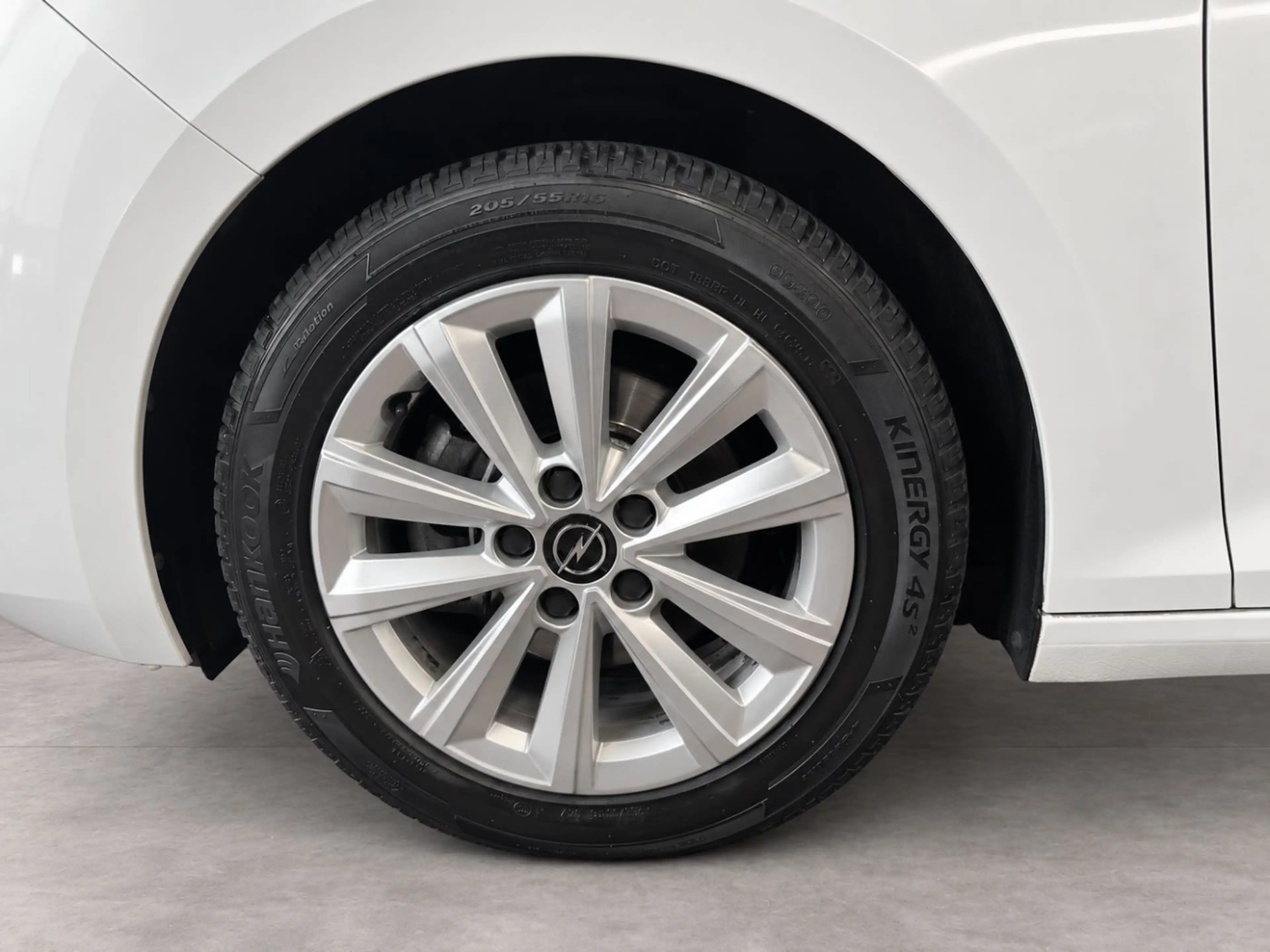 Opel Astra L 1.2 Turbo Elegance LED+Navi+SHZ+2xKlima — photo 13
