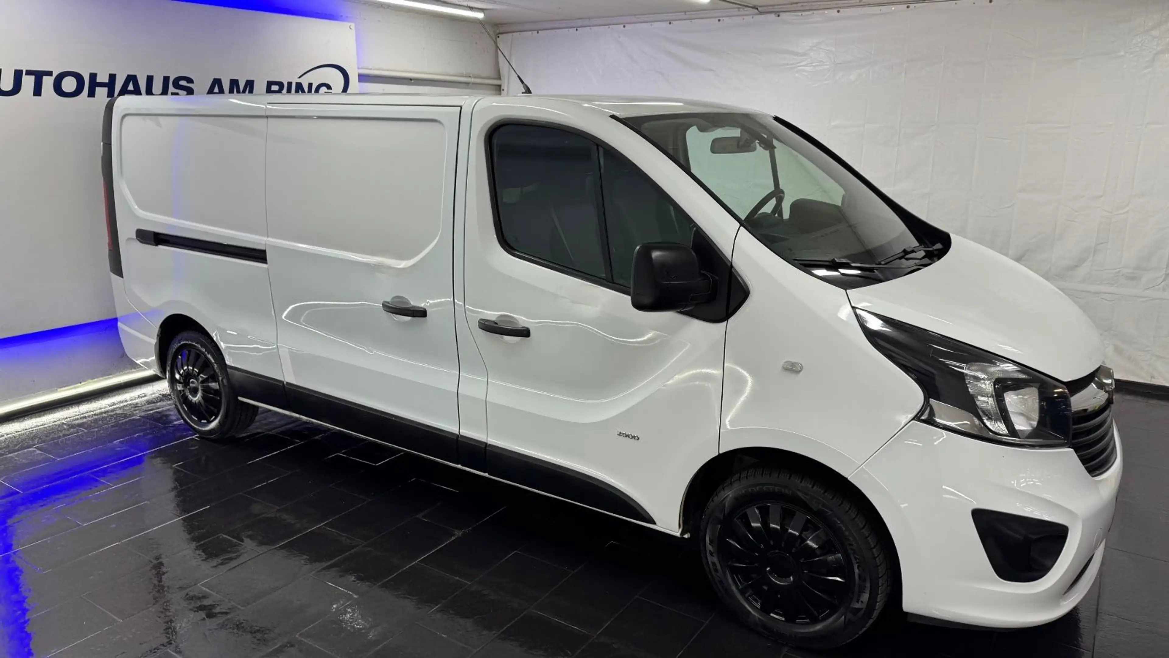 Opel Vivaro B 1.6 CDTI 3t L2 PDC 4SEASON AHK 3-SITZ — photo 5