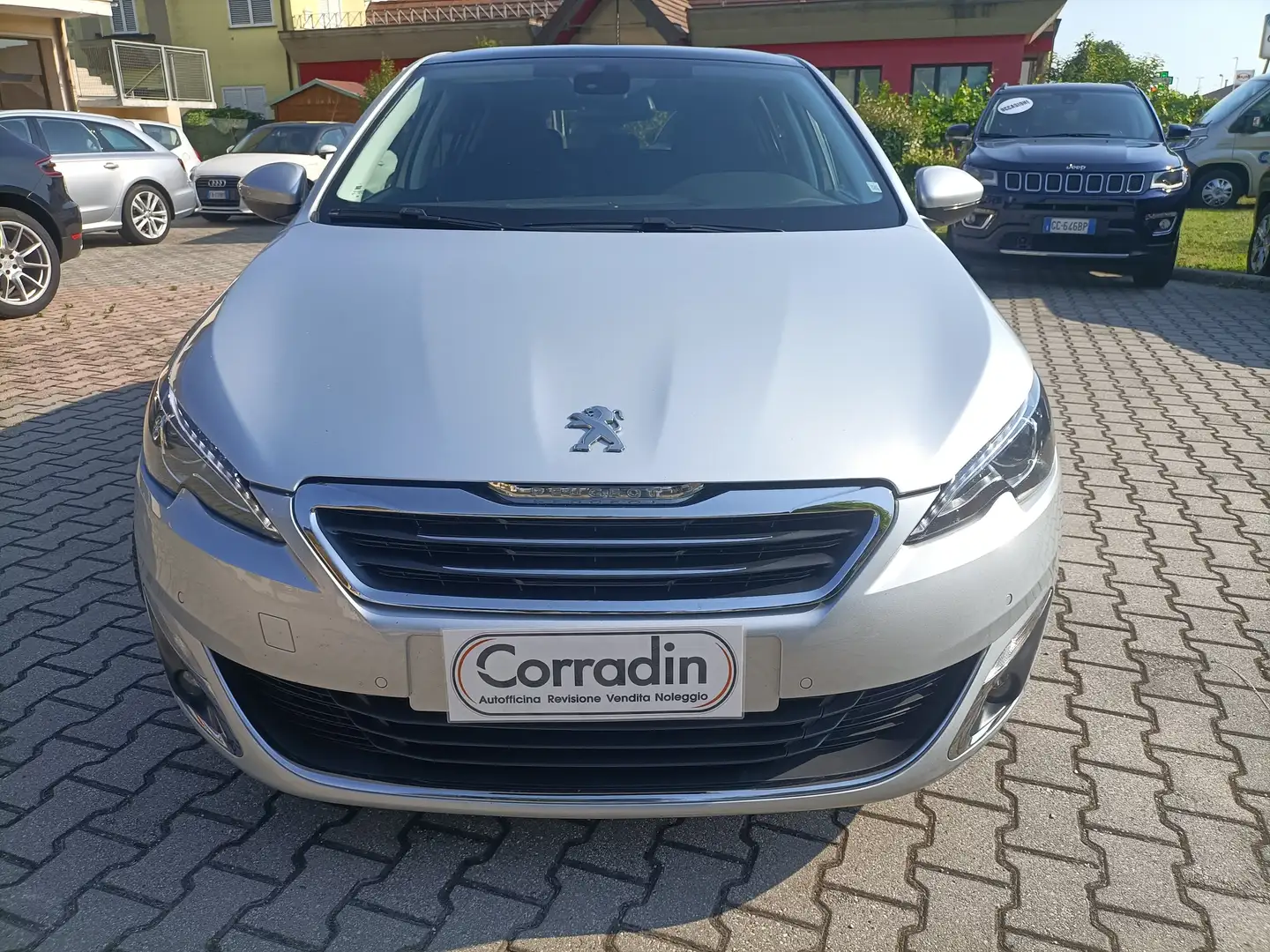 Peugeot 308 308 5p 1.2 puretech t Allure s Argent - 2