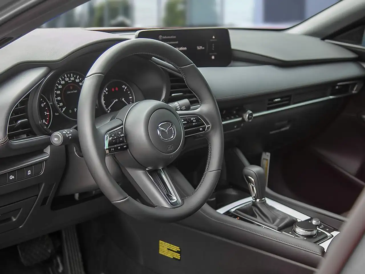 Mazda 3 снимка Mazda 3