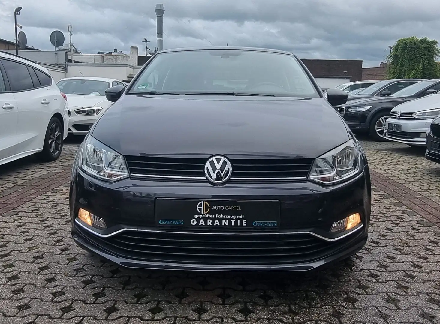 Volkswagen Polo V Lounge TEMP-BLUETOOTH-PDC-GARANTIE Grau - 2
