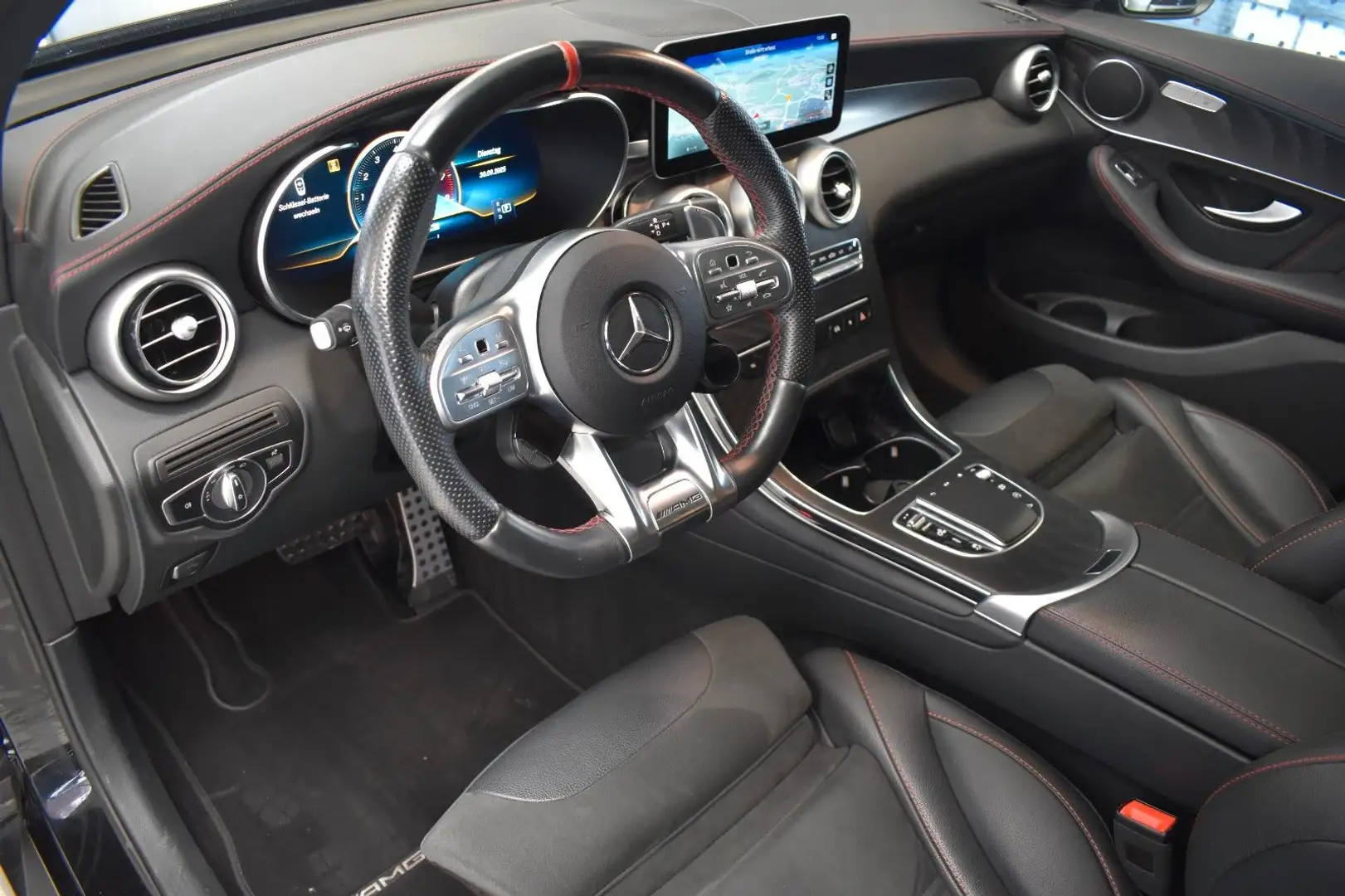 Mercedes-Benz GLC 43 AMG 4Matic*PANO*KAMERA*NIGHT-PAKET*SHZ* Czarny - 2