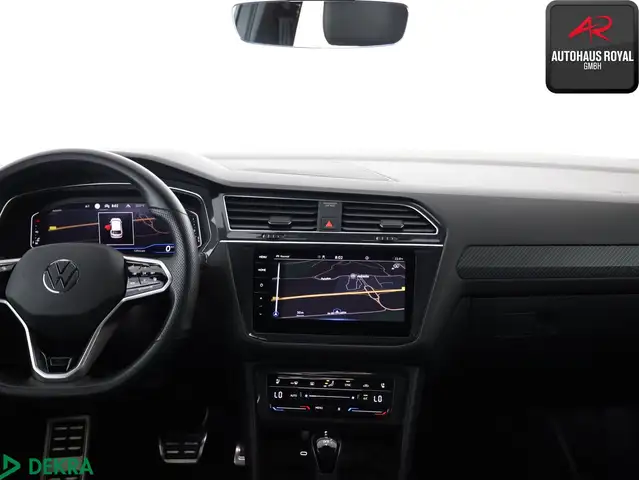 Volkswagen Tiguan Allspace view 9