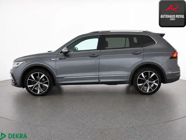 Volkswagen Tiguan Allspace view 2