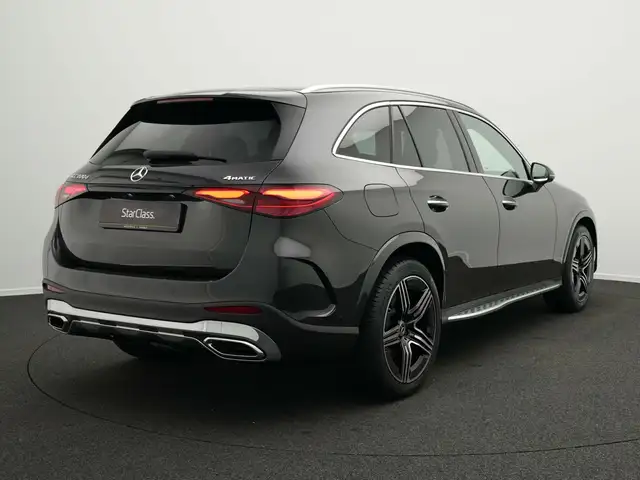 Mercedes-Benz GLC view 3