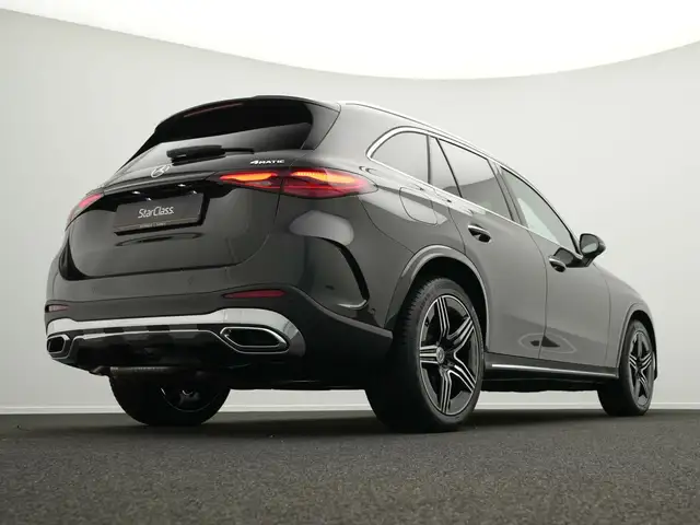 Mercedes-Benz GLC view 11