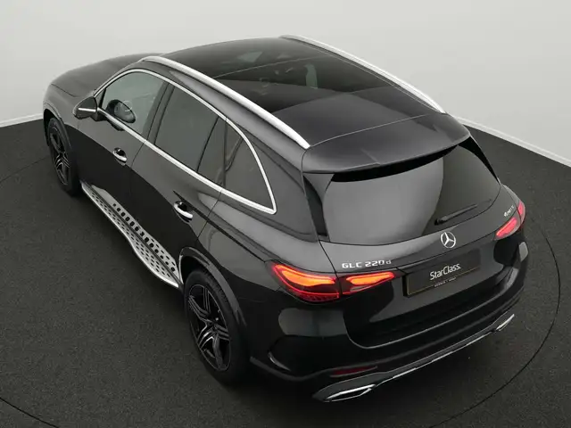 Mercedes-Benz GLC view 13