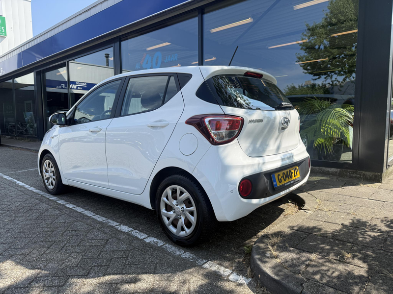 Hyundai i10 1.0i Comfort Apple carplay / Android auto / Park s — photo 4