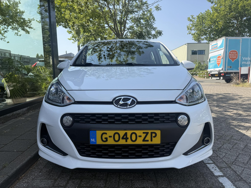 Hyundai i10 1.0i Comfort Apple carplay / Android auto / Park s — photo 2