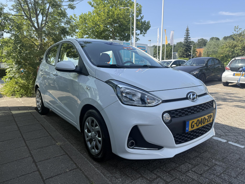 Hyundai i10 1.0i Comfort Apple carplay / Android auto / Park s — photo 3
