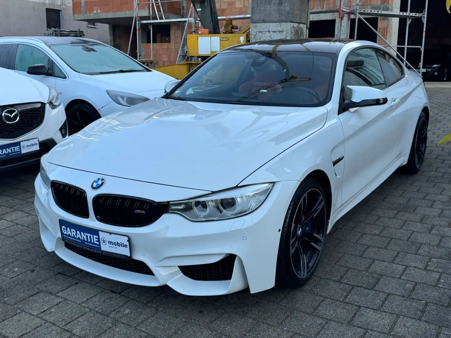 BMW M4 Coupe | Carbon | Head-Up | HK HiFi | Kamera Weiß - 1