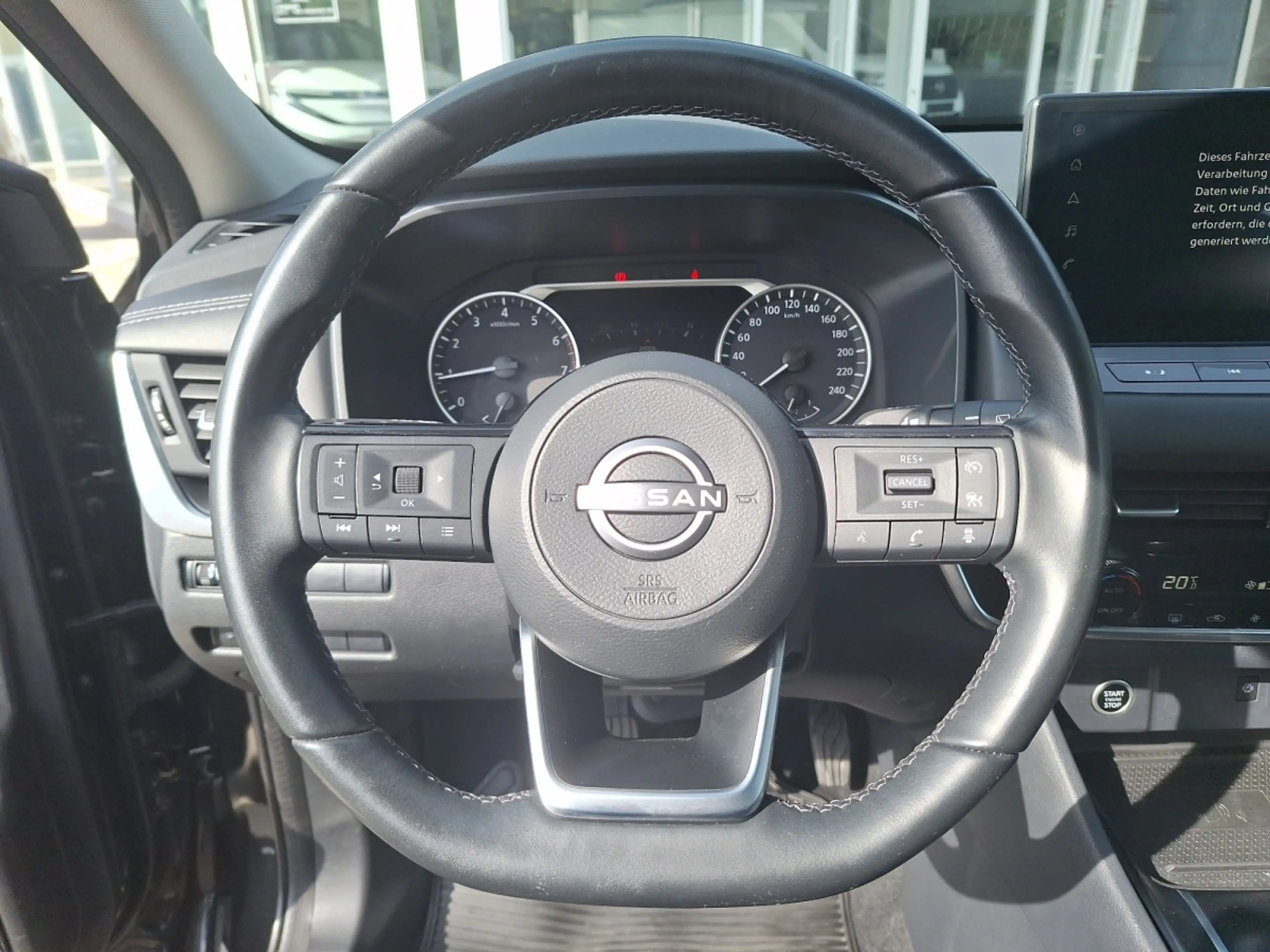 Nissan Qashqai Acenta 1,3 DIG-T MHEV 140PS — photo 13