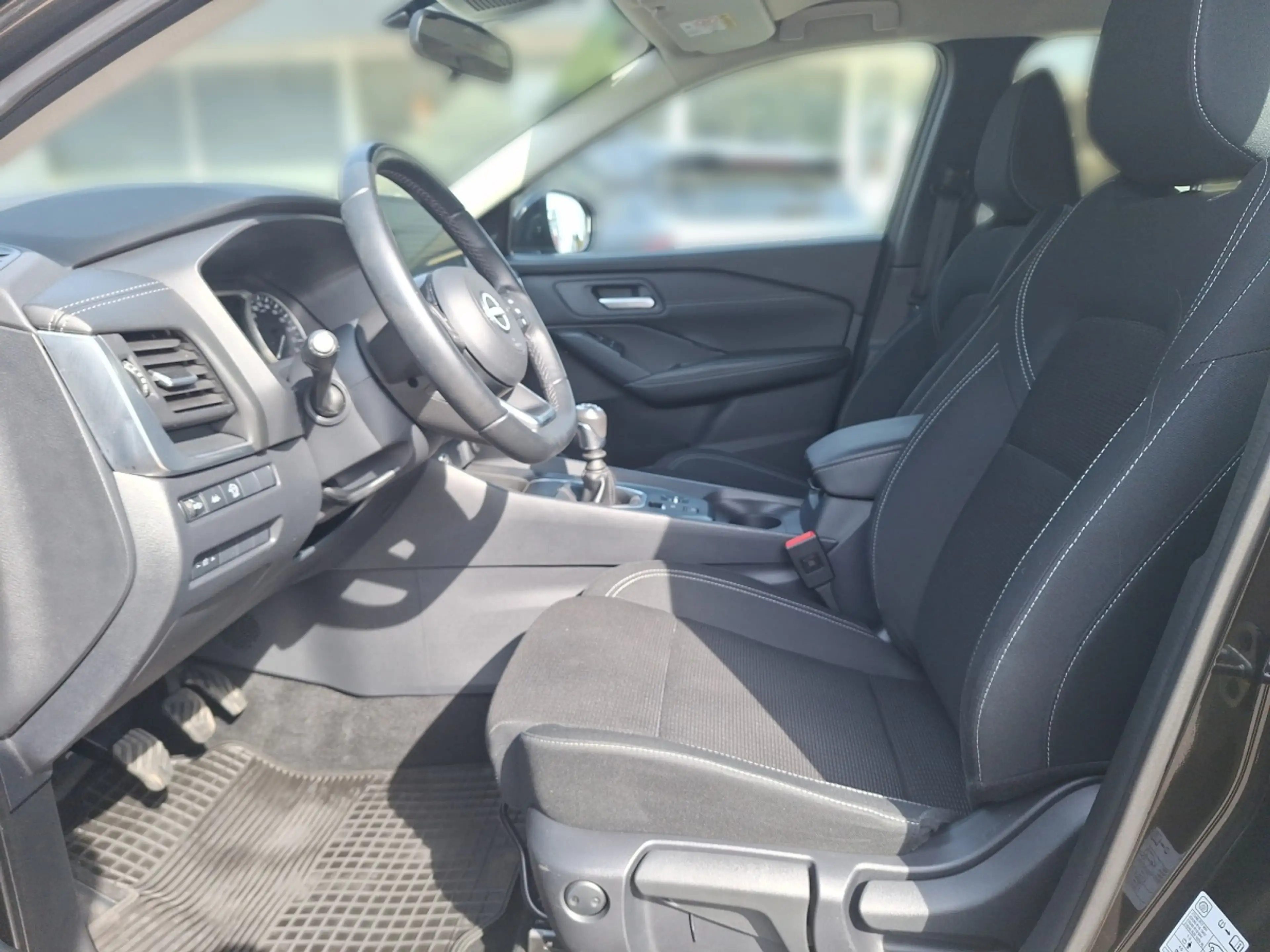 Nissan Qashqai Acenta 1,3 DIG-T MHEV 140PS — photo 5