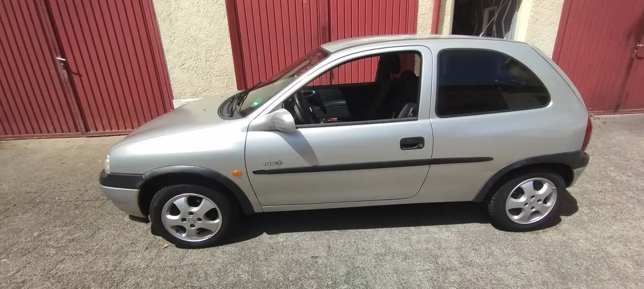 Opel Corsa Edition 100 Cool, foto 3