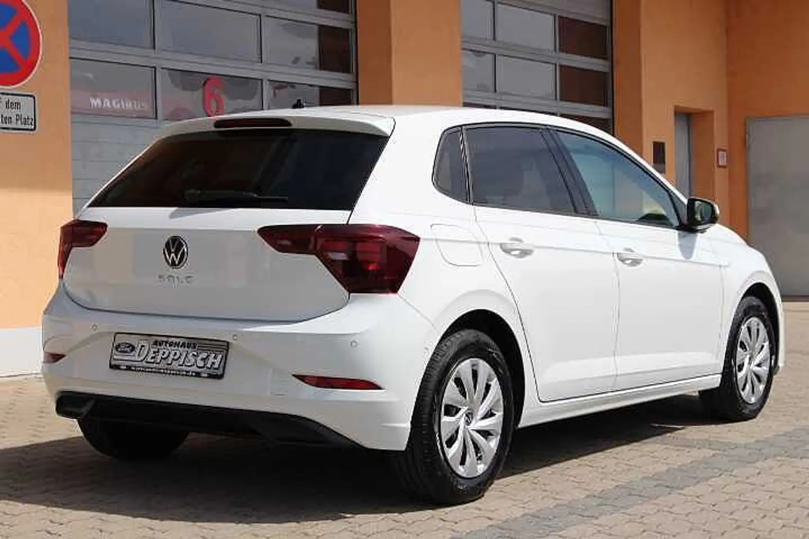Volkswagen Polo VI 1.0 TSI  Life Blanc - 2