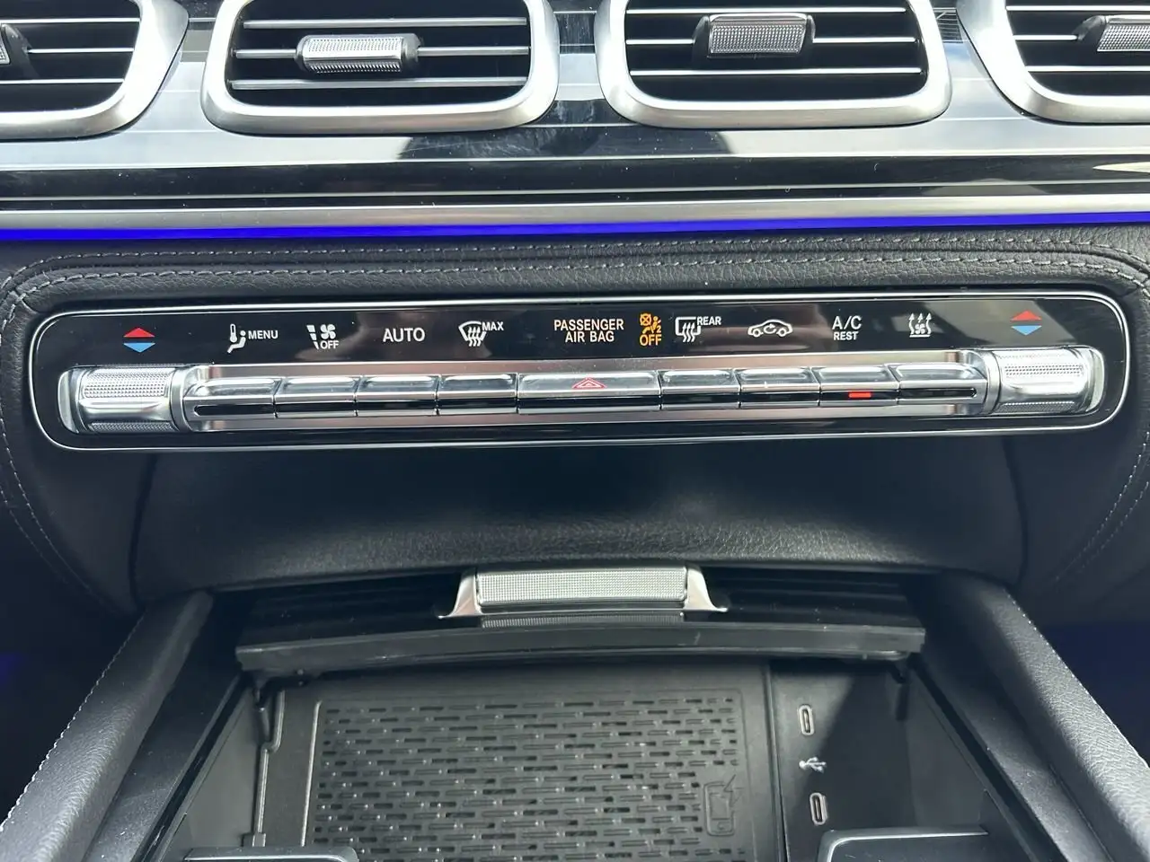 Mercedes-Benz GLE photo Mercedes-Benz GLE