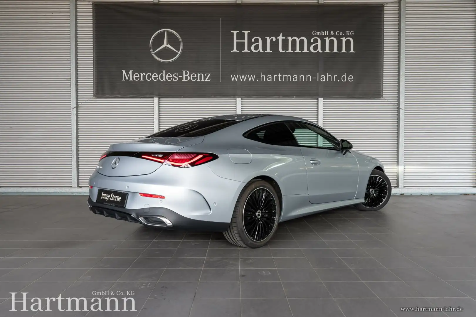 Mercedes-Benz CLE 200 CLE 200 Coupé AMG Night Panorama Digital Memory Silber - 2