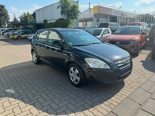 Kia Ceed / cee'd