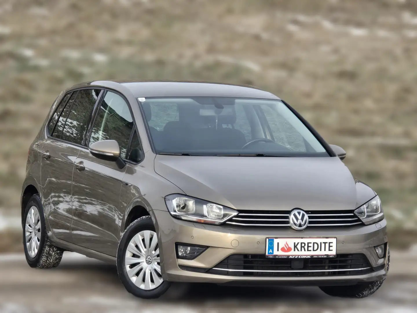 Volkswagen Golf Sportsvan Lounge Kredit* Tempomat* Rückfahrkamera- Navi* Braun - 2