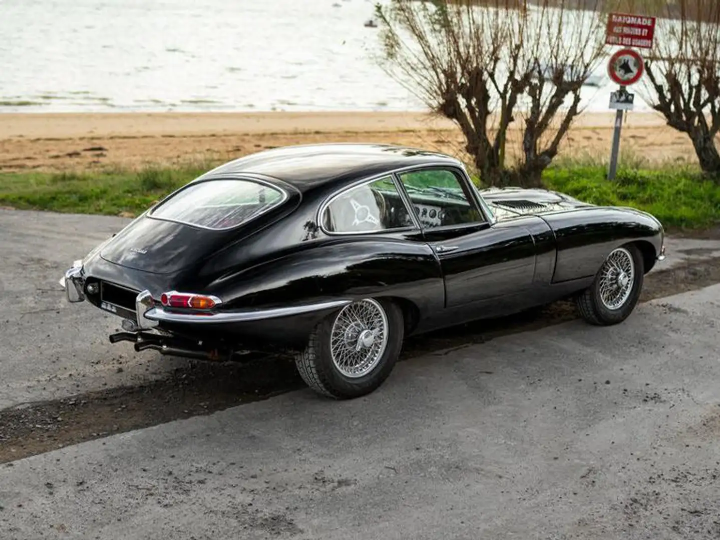 Jaguar E-Type 3,8L Noir - 2