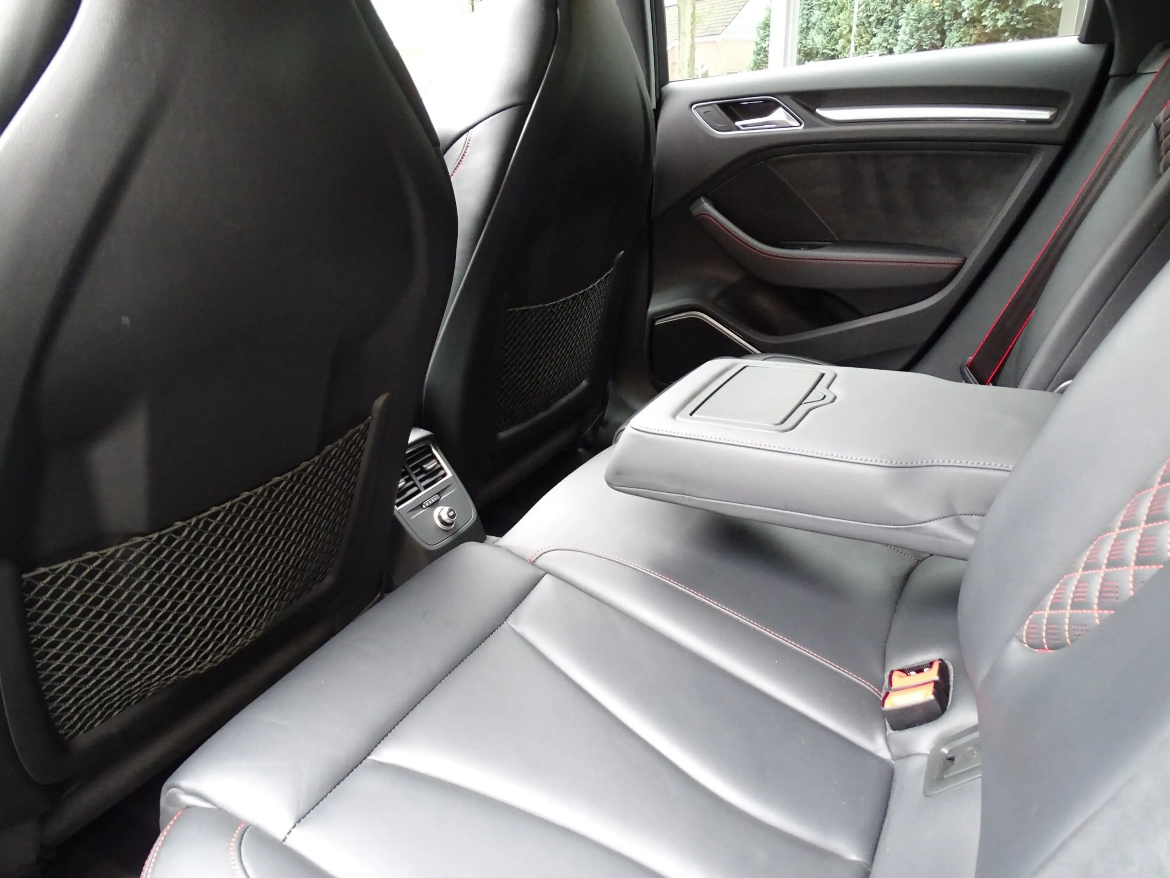 Audi RS3 A3 Limousine 2.5 TFSI quattro|B&O|RS Leder|Pano|Ca — photo 8