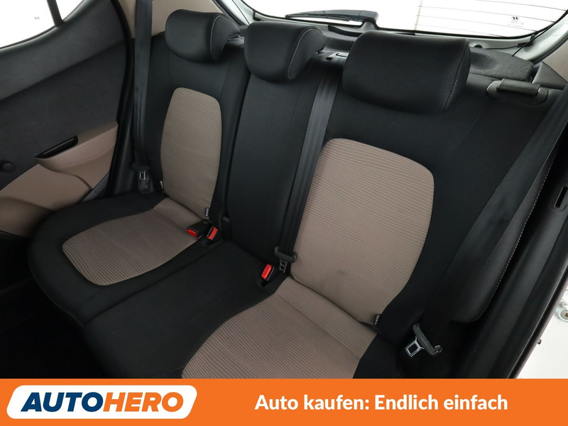 Hyundai i10 1.0 Basis blue *CAM*GARANTIE* — photo 14