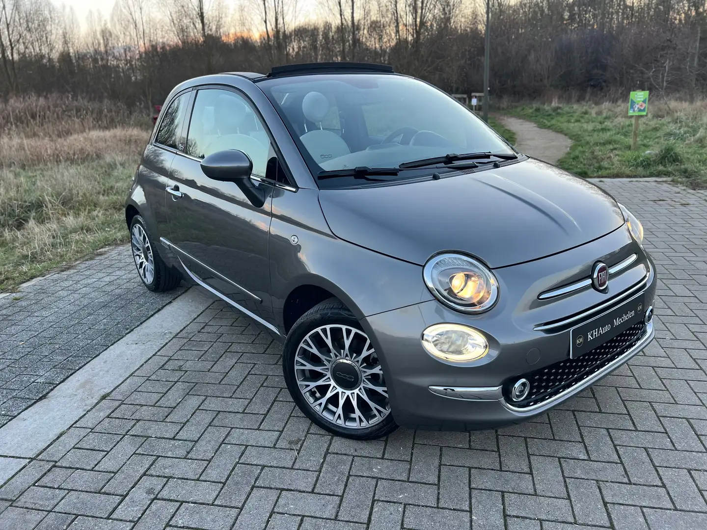 Fiat 500C CABRIO STAR 1.2i AUTOMAAT NAVI CARPLAY GARANTIE - 1