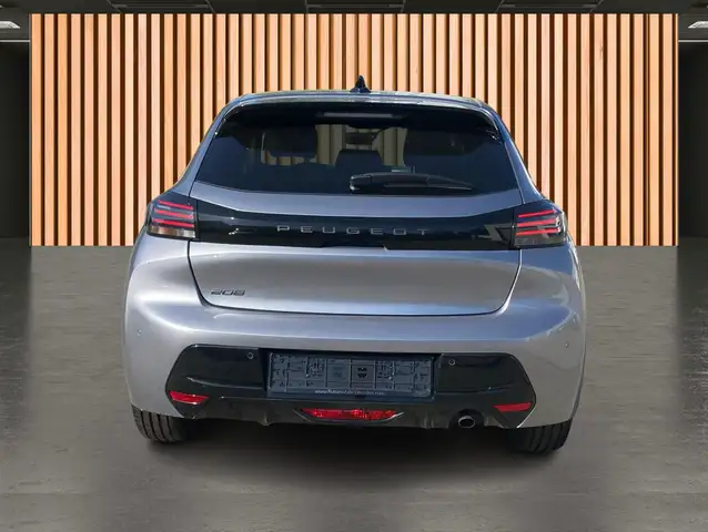 Peugeot 208 view 7