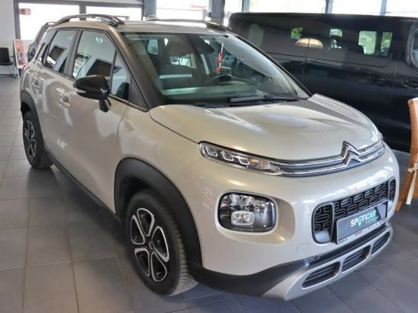 Citroen C3 Aircross PureTech 110 Feel, Navigation, EPH, aus 1.Hand Beige - 2