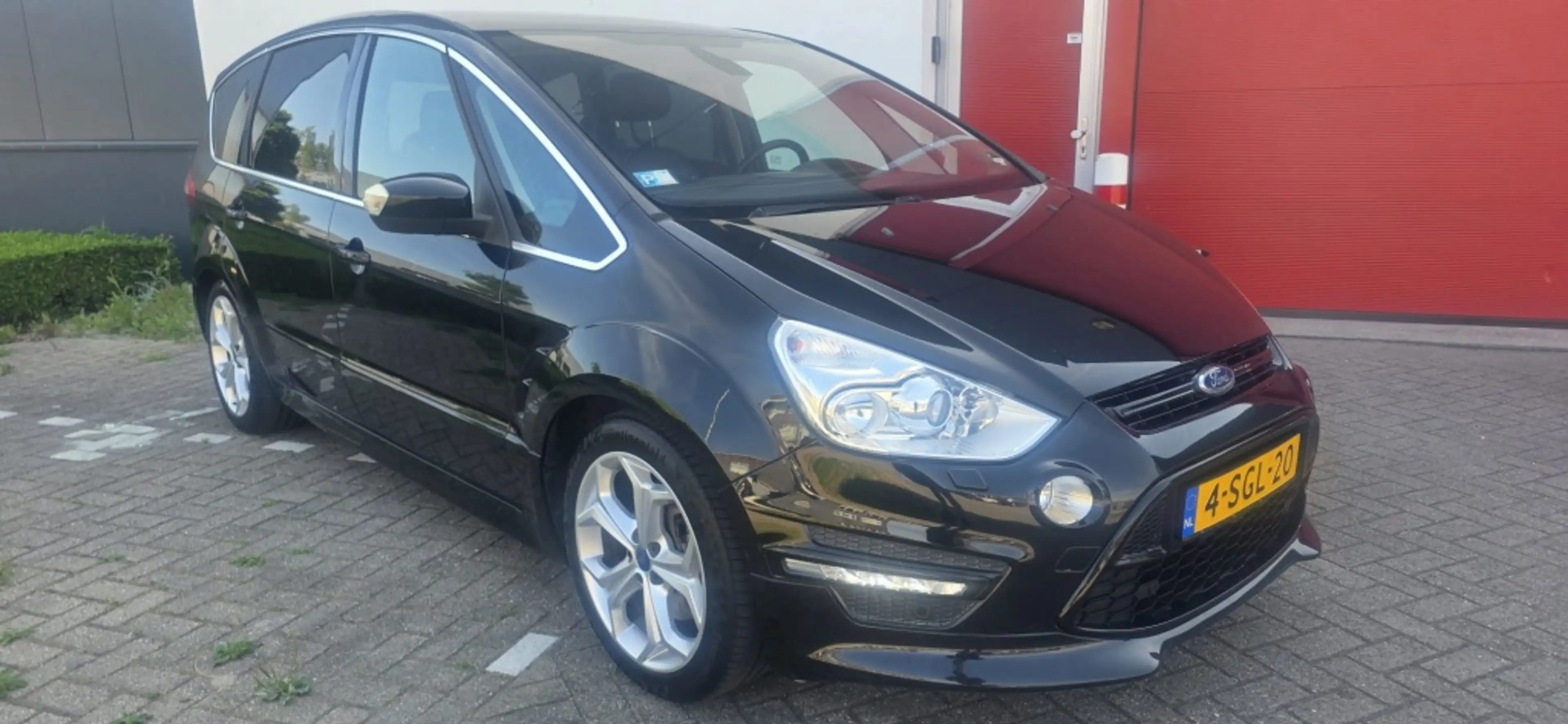 Ford S-Max 2.0 EcoB. S Edit.7p. — photo 3